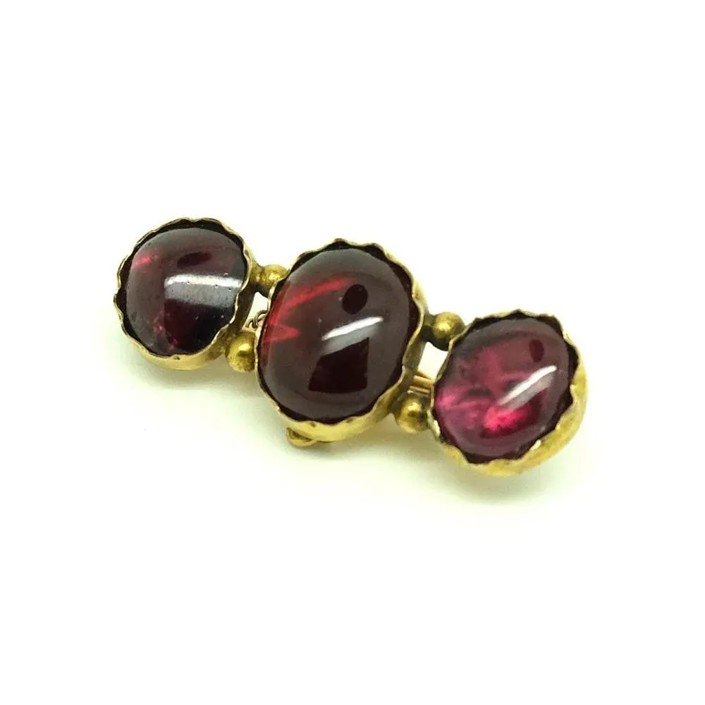 Antique Victorian Foil Backed Glass Garnet 15ct Gold Brooch