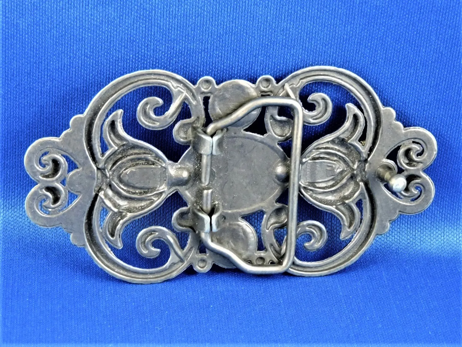 Belt Buckle - Pewter with Jet Black Stones