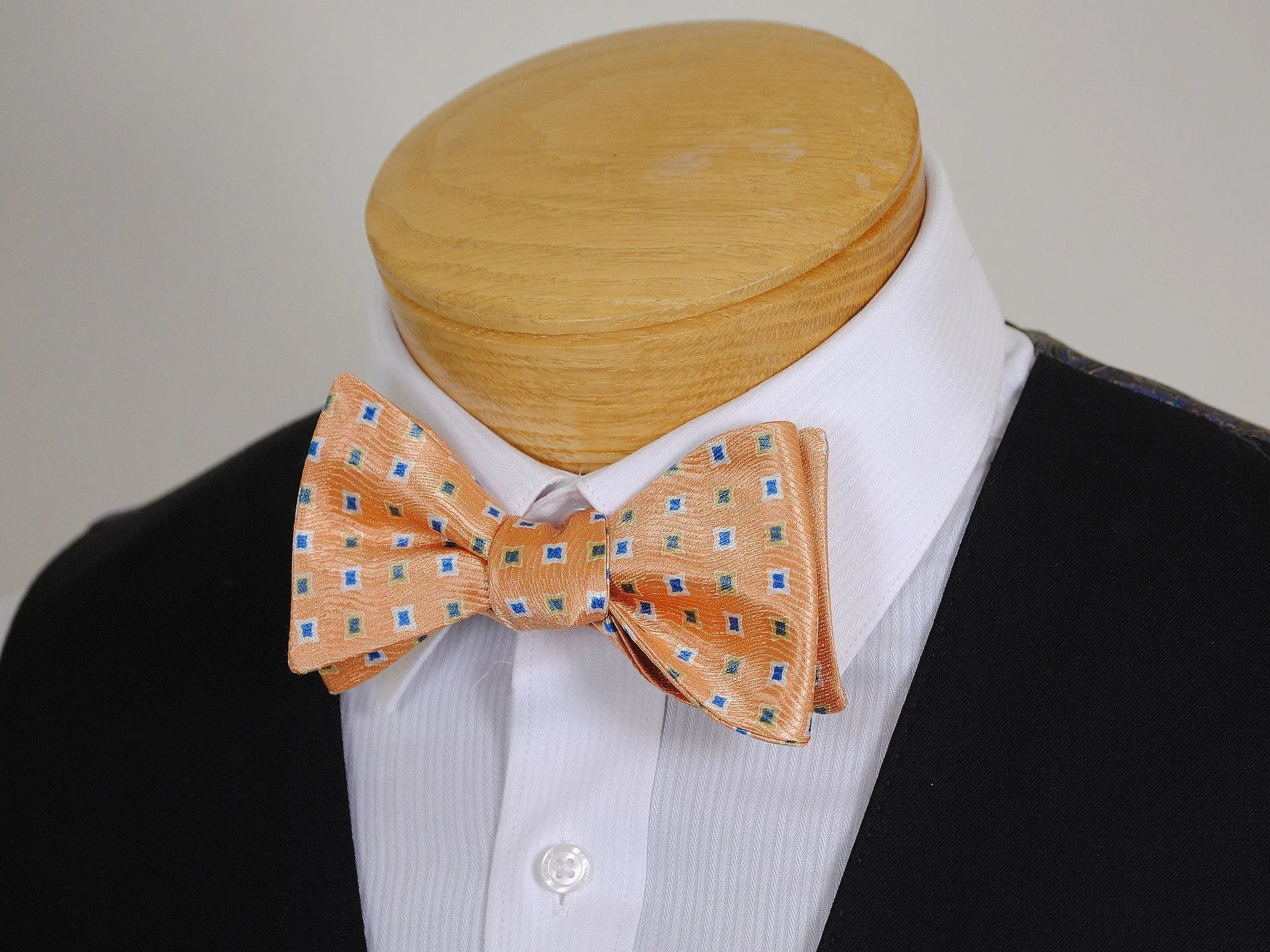 Boy's Bow Tie 16670 Peach/Blue/Green Neat