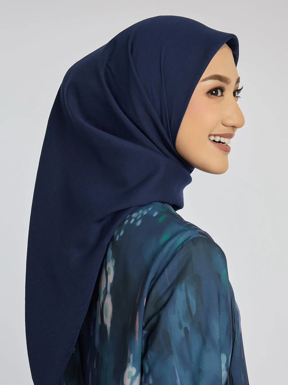 DELICATE PARIS SCARF PLAIN NAVY