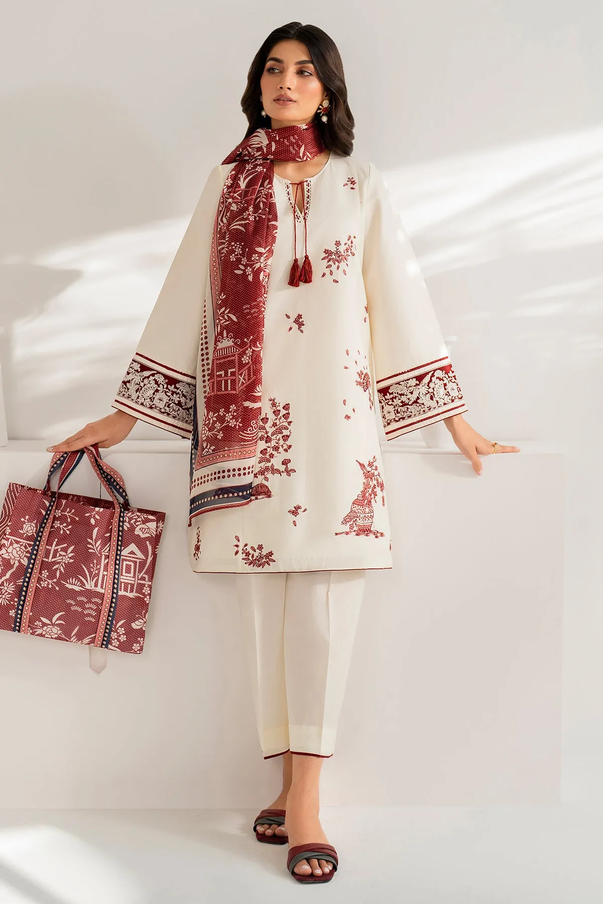 EMBROIDERED DOBBY LAWN USE - 9074