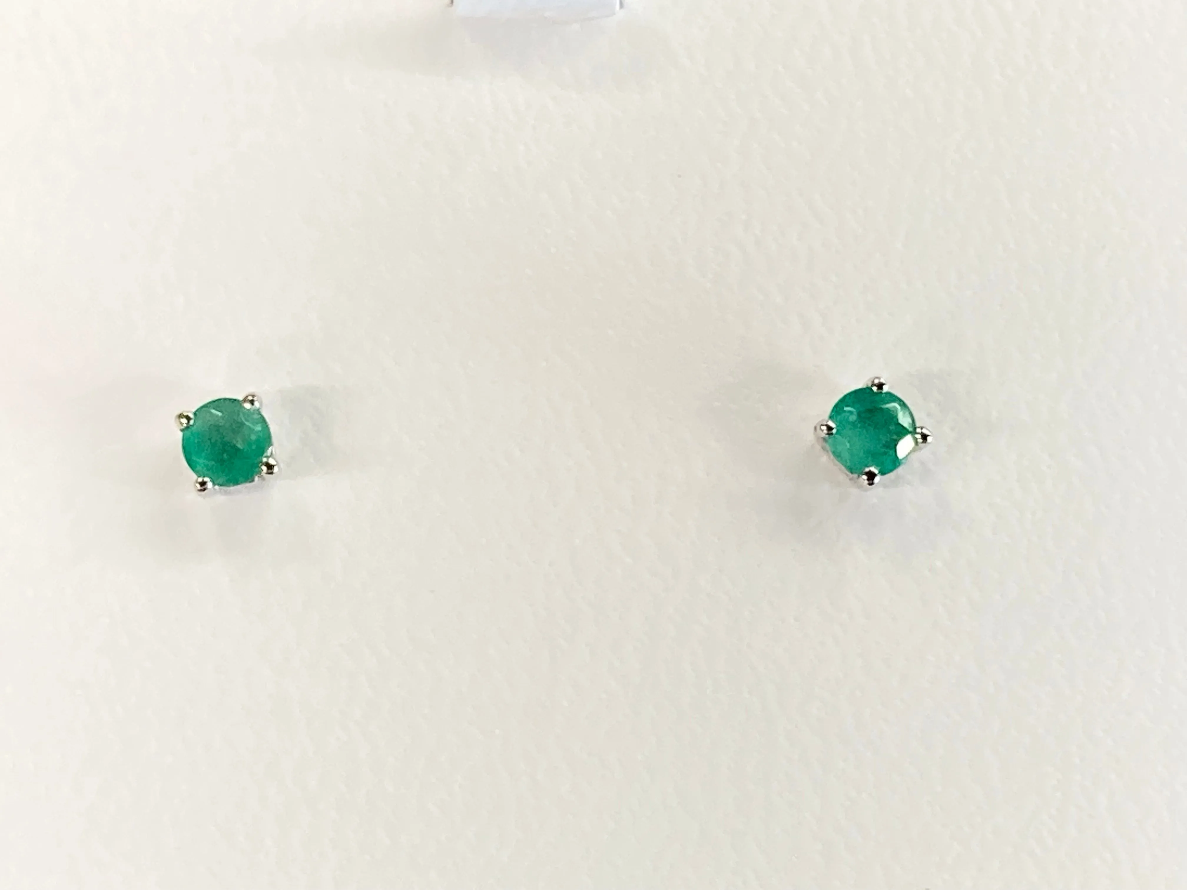 Emerald 14 K White Gold Stud Earrings 0.54 Carats