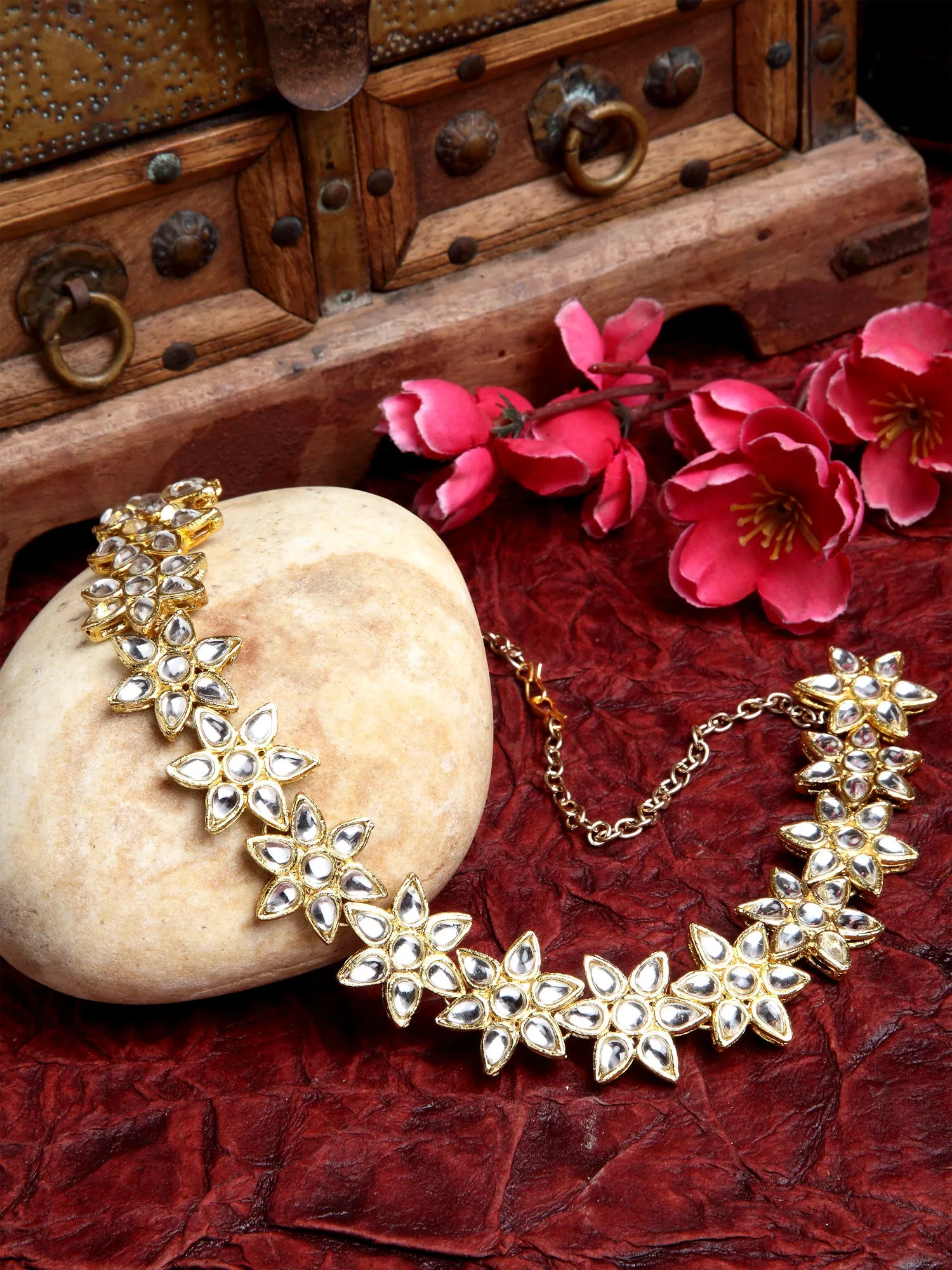 Flower Shape Gold Plated Kundan Studded Hairband