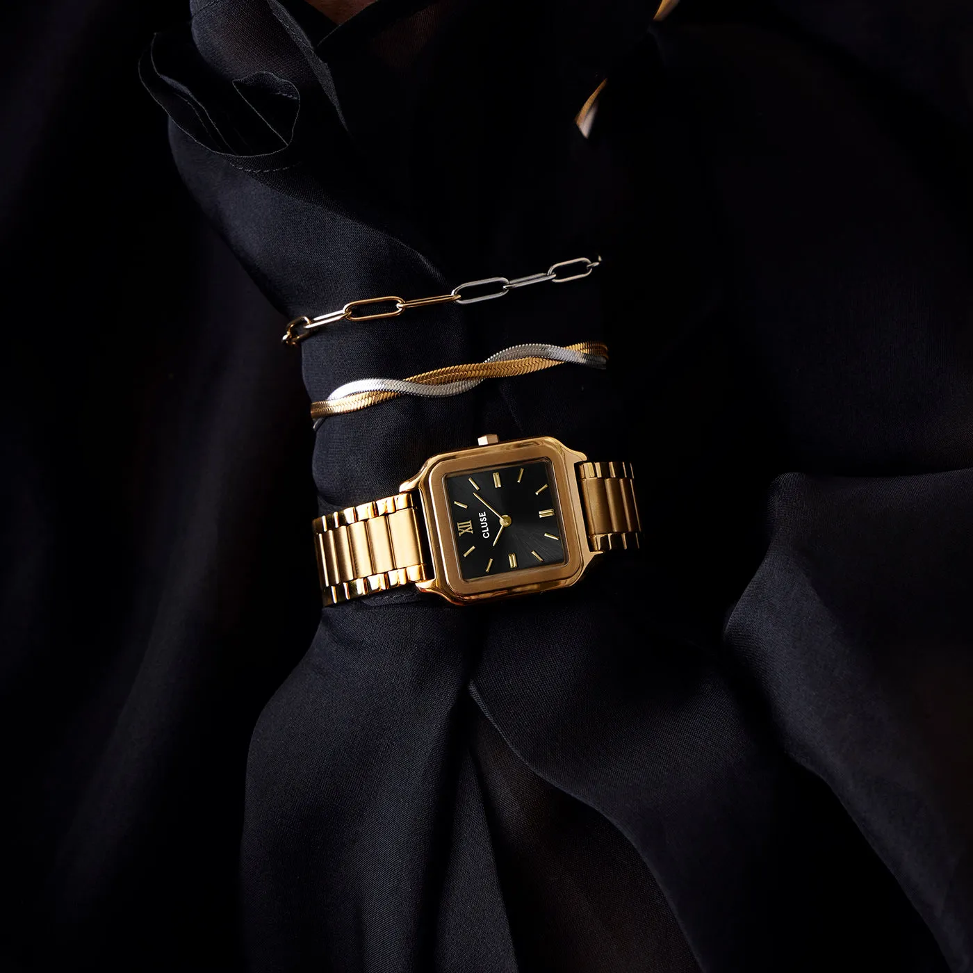 Gracieuse Watch Steel, Black, Gold Colour