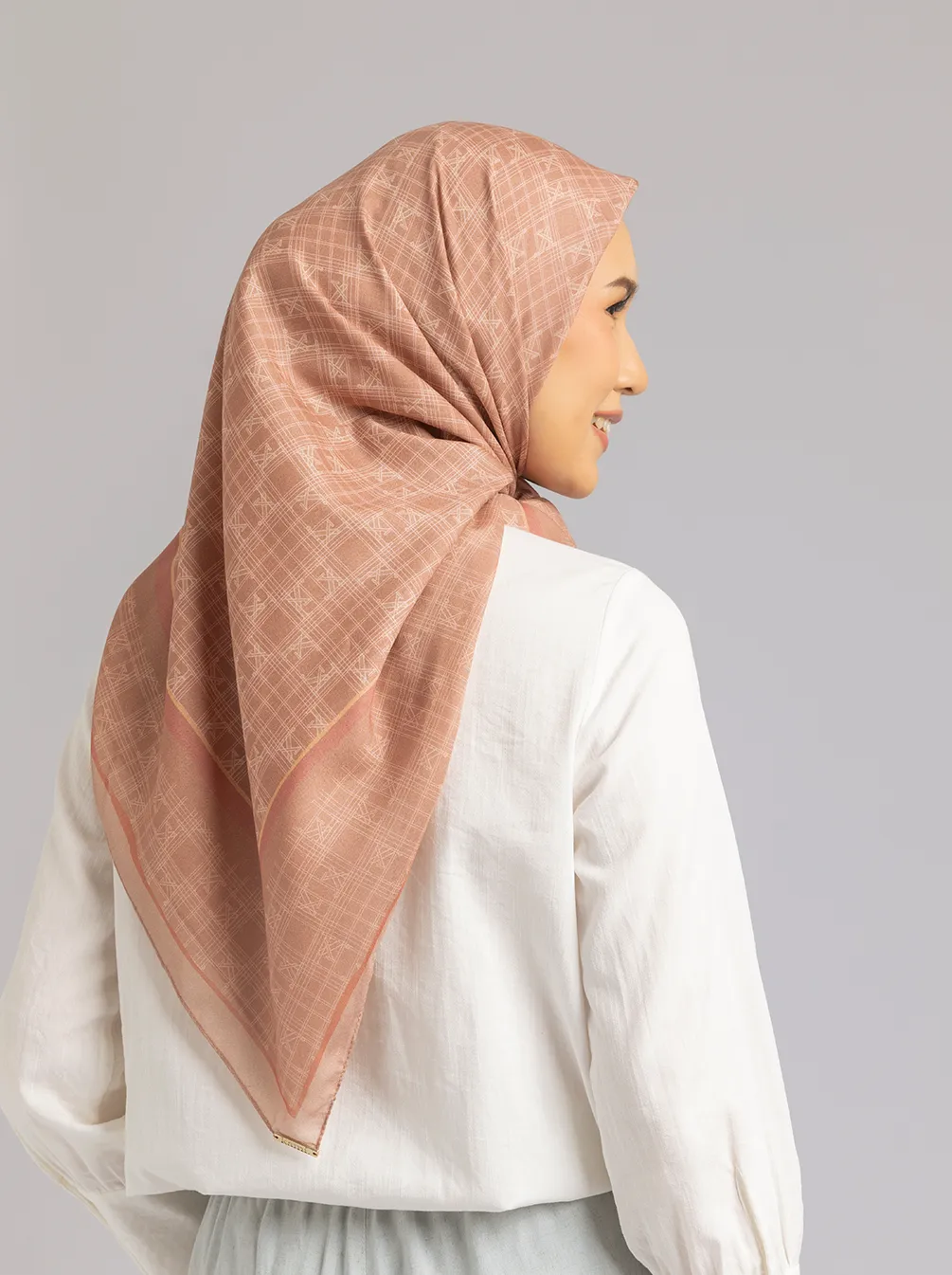 MONOGRAM SCARF DARK PEACH