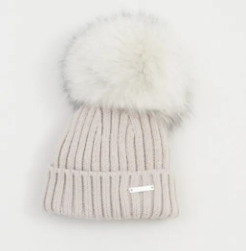 Pangasa Fur Pom Pom Hat