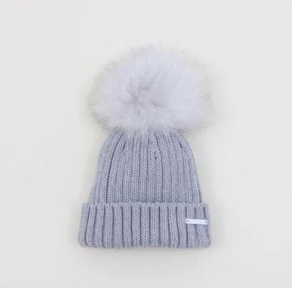 Pangasa Fur Pom Pom Hat