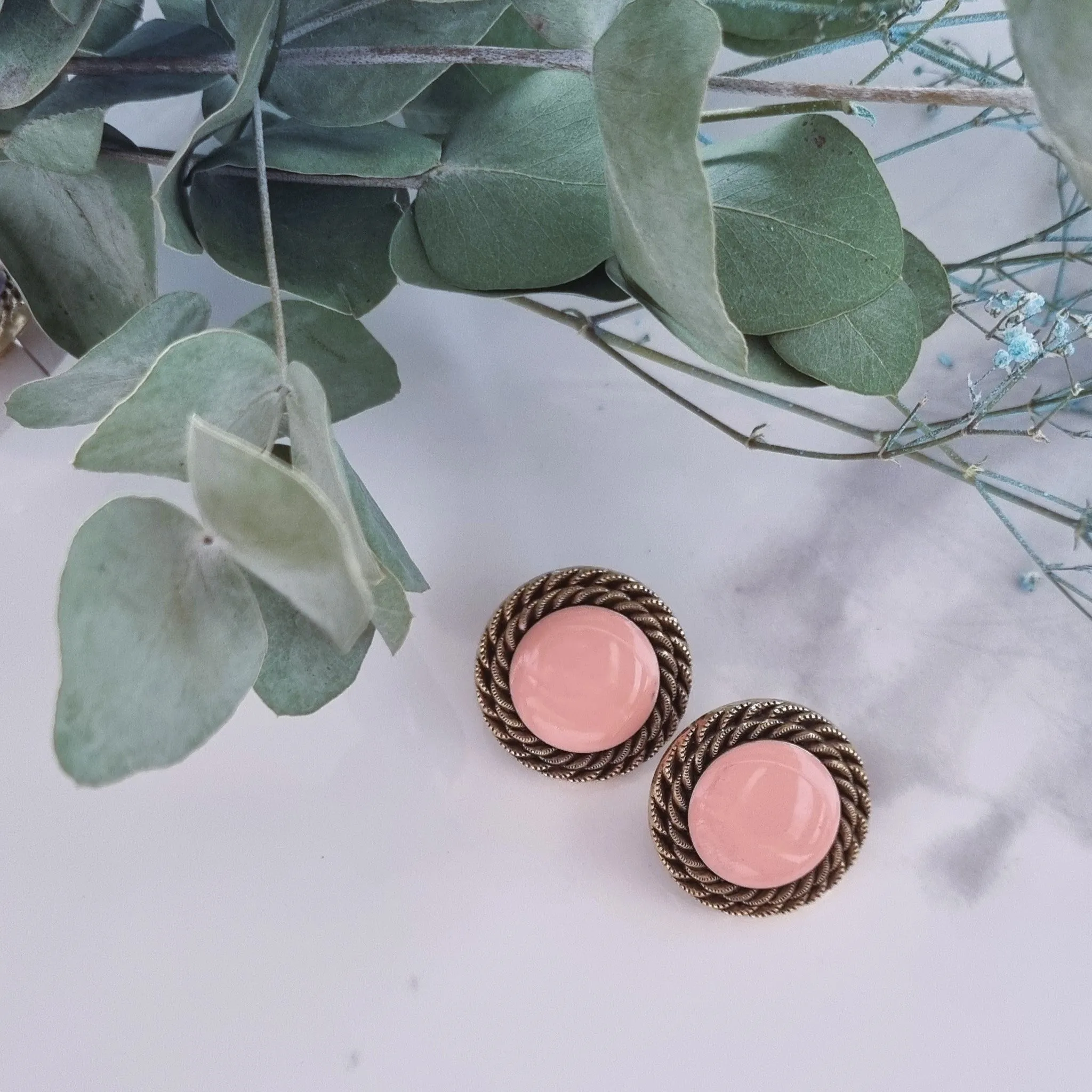 Vintage earrings - Peach